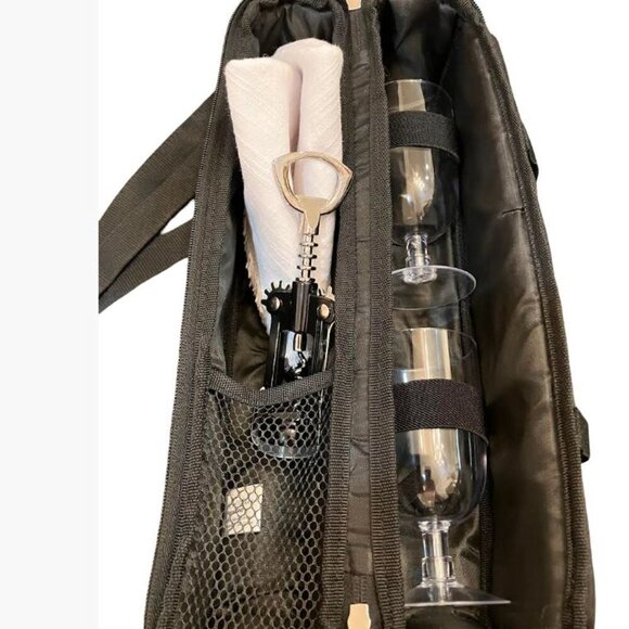 Picnic at Ascot Sunset Wine Carrier with Glasses  Napkins  Winged Corkscrew  EUC - Picture 2 of 15